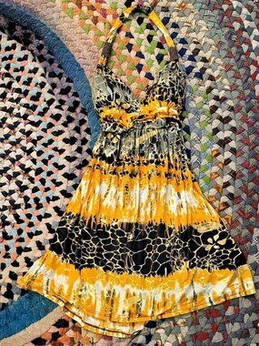 Yellow and black tie-dye halter top with ruffles #festival #raver